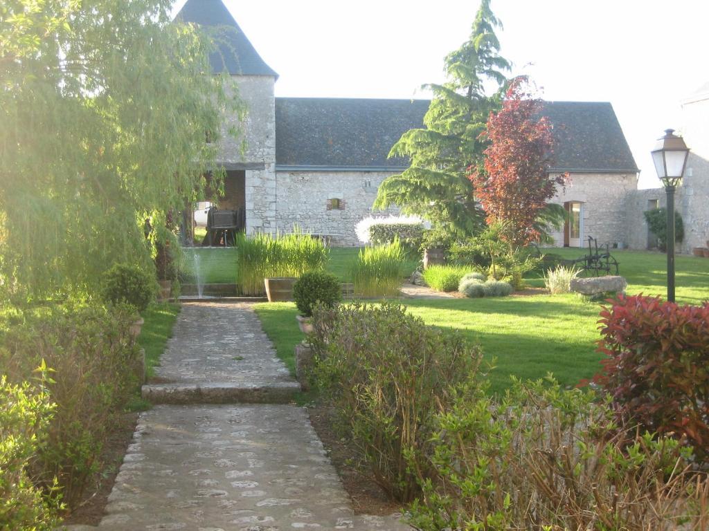 Hotel La Ferme Des 3 Maillets Avaray Exterior foto
